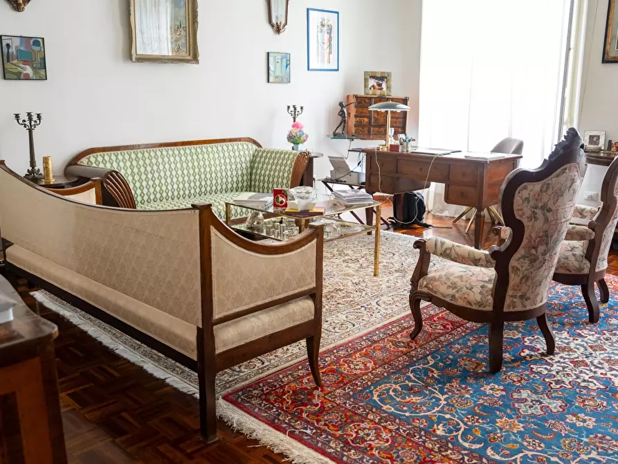 Immagine 10 di Appartamento in vendita  a Pisa