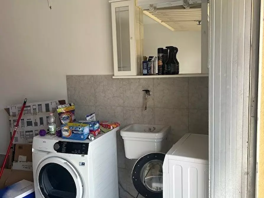 Immagine 17 di Appartamento in vendita  a Cascina