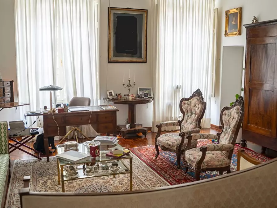 Immagine 1 di Appartamento in vendita  a Pisa