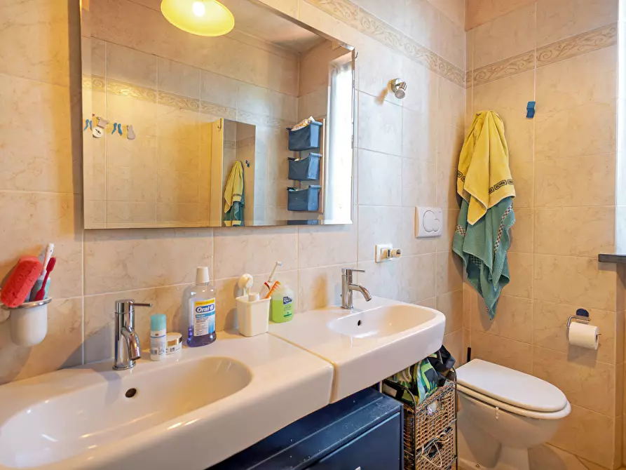 Immagine 23 di Casa indipendente in vendita  a Pisa