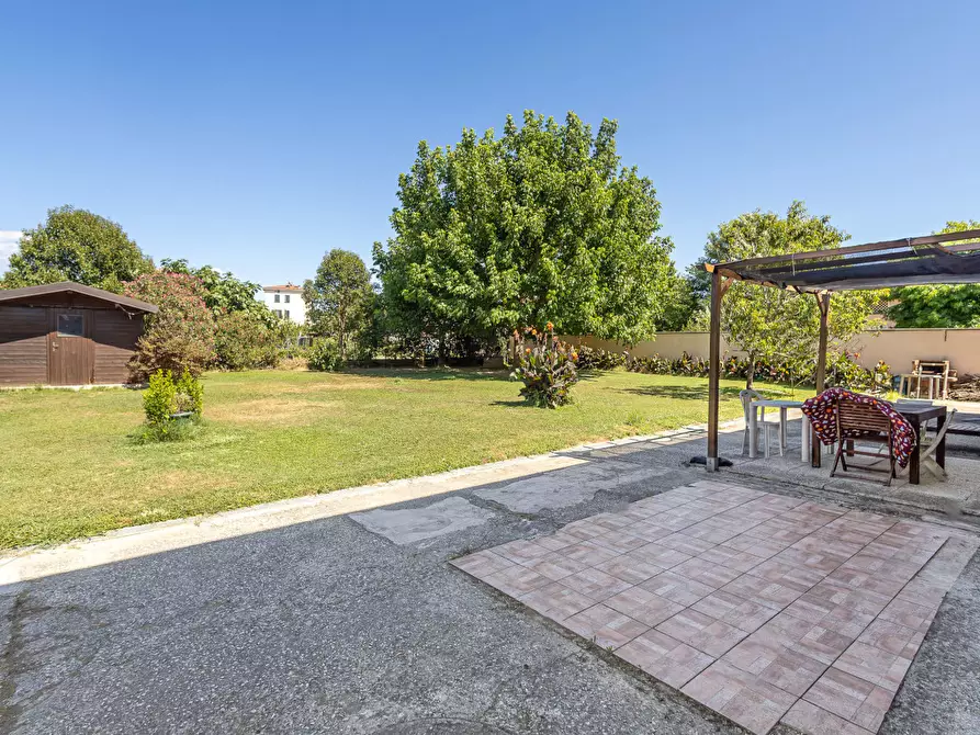 Immagine 4 di Casa indipendente in vendita  a Pisa