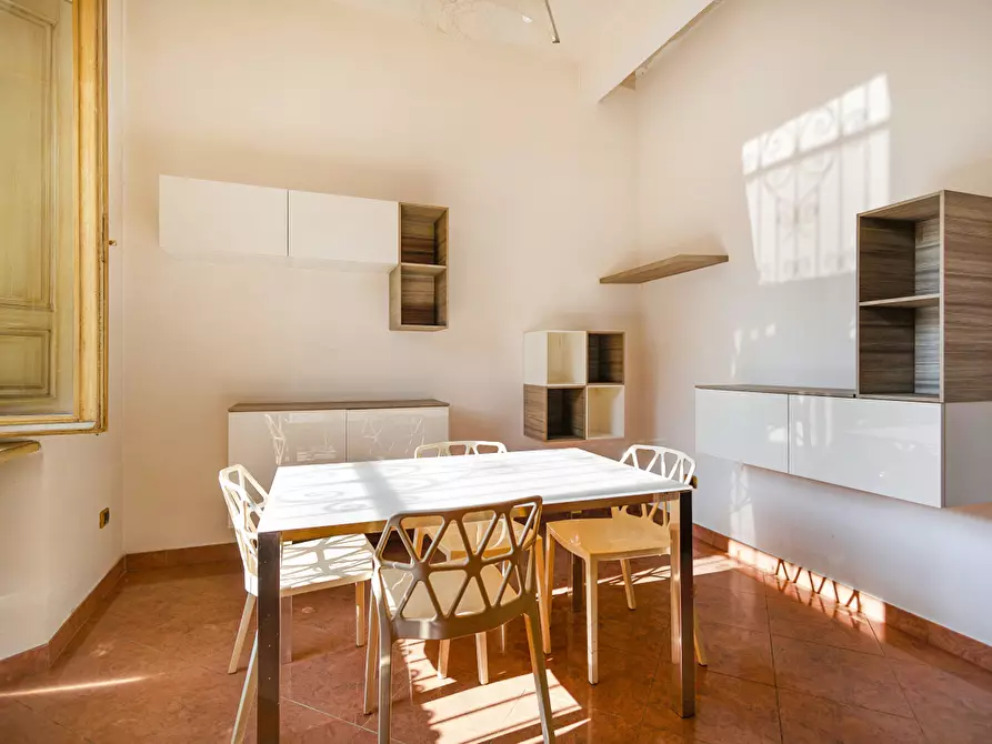 Immagine 8 di Villa in vendita  a Pisa