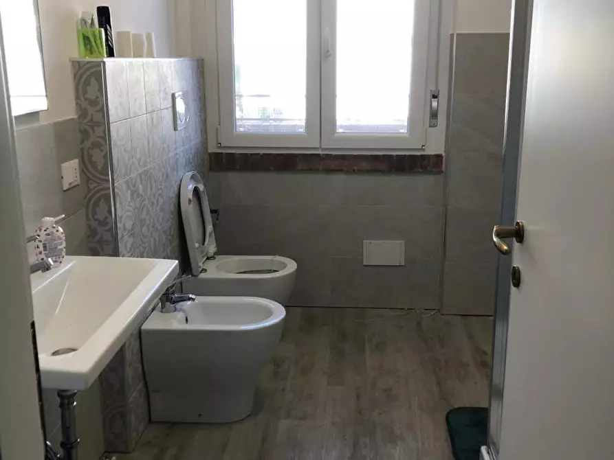 Immagine 25 di Appartamento in affitto  a Pisa