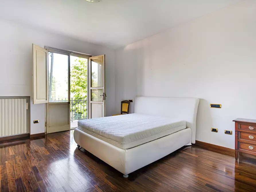 Immagine 19 di Villa in vendita  a Pisa