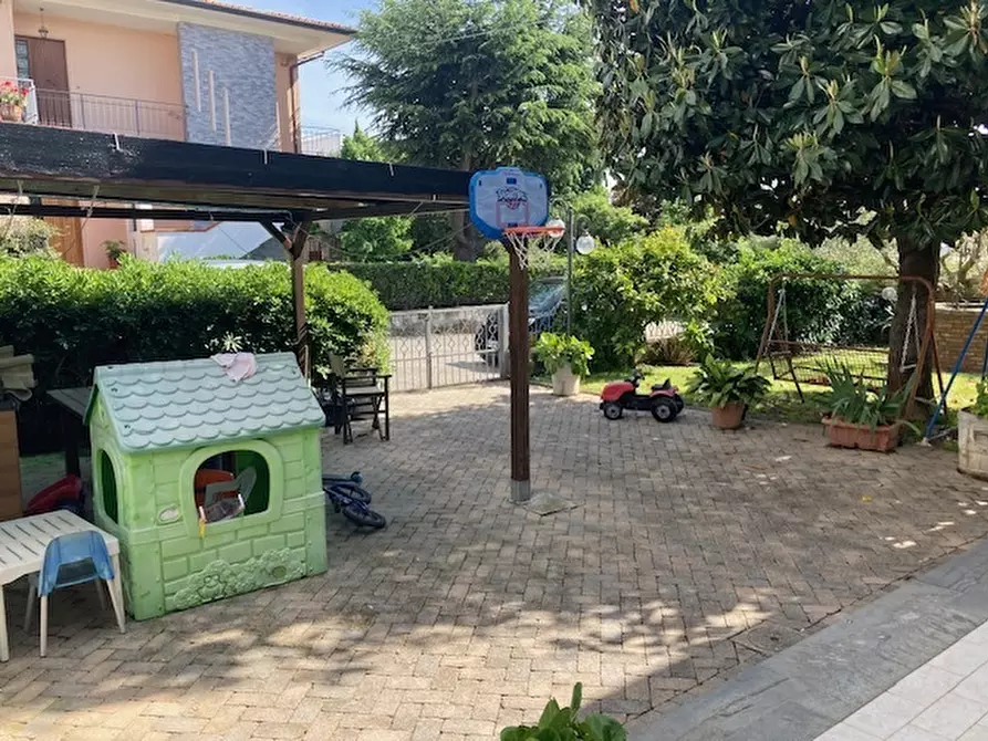 Immagine 8 di Appartamento in vendita  a San Giuliano Terme