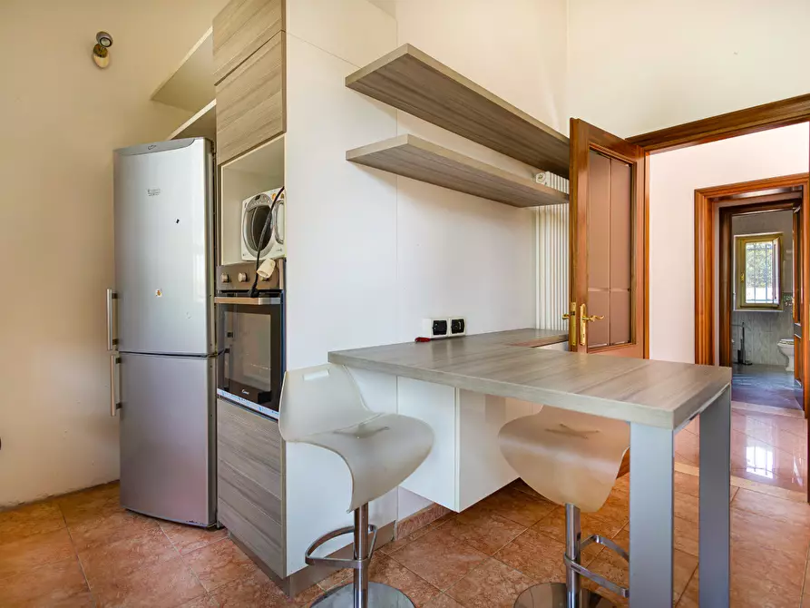 Immagine 18 di Villa in vendita  a Pisa