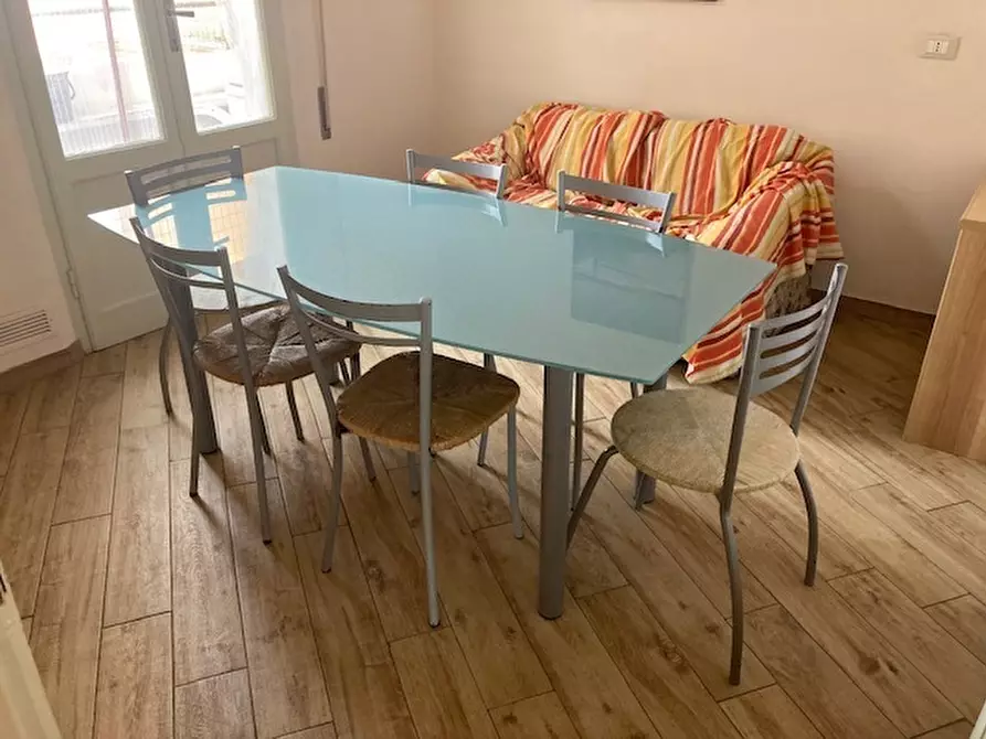 Immagine 8 di Appartamento in vendita  a Pisa