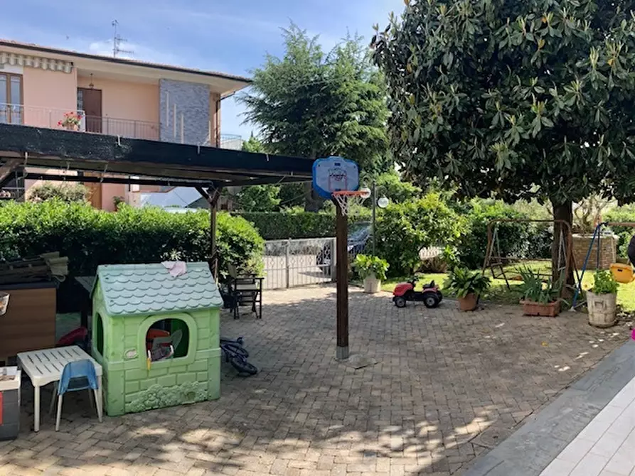 Immagine 9 di Appartamento in vendita  a San Giuliano Terme