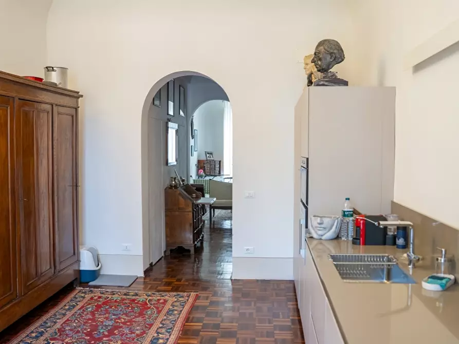 Immagine 15 di Appartamento in vendita  a Pisa