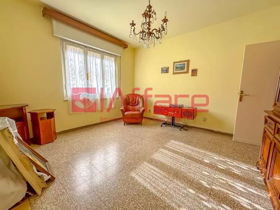 Immagine 32 di Villa in vendita  a Montecatini Terme