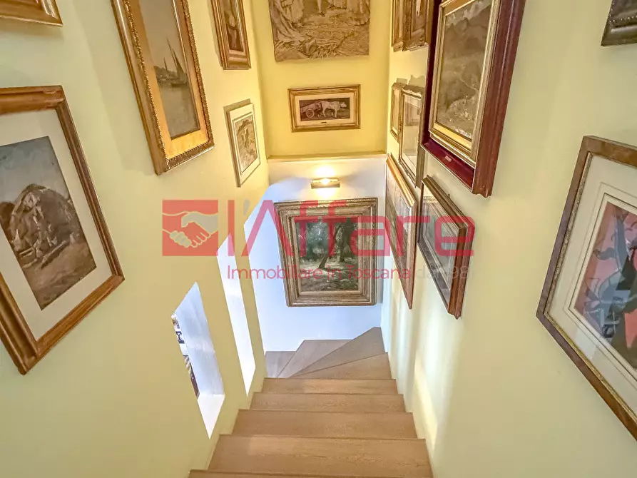 Immagine 27 di Villa in vendita  a Montecatini Terme
