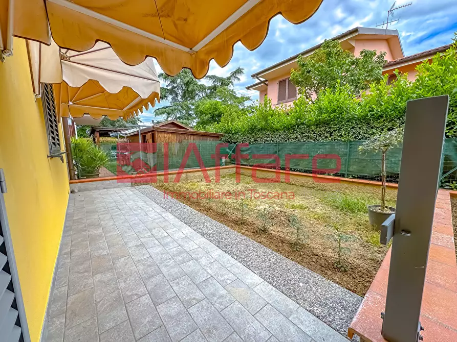 Immagine 12 di Appartamento in vendita  a Chiesina Uzzanese