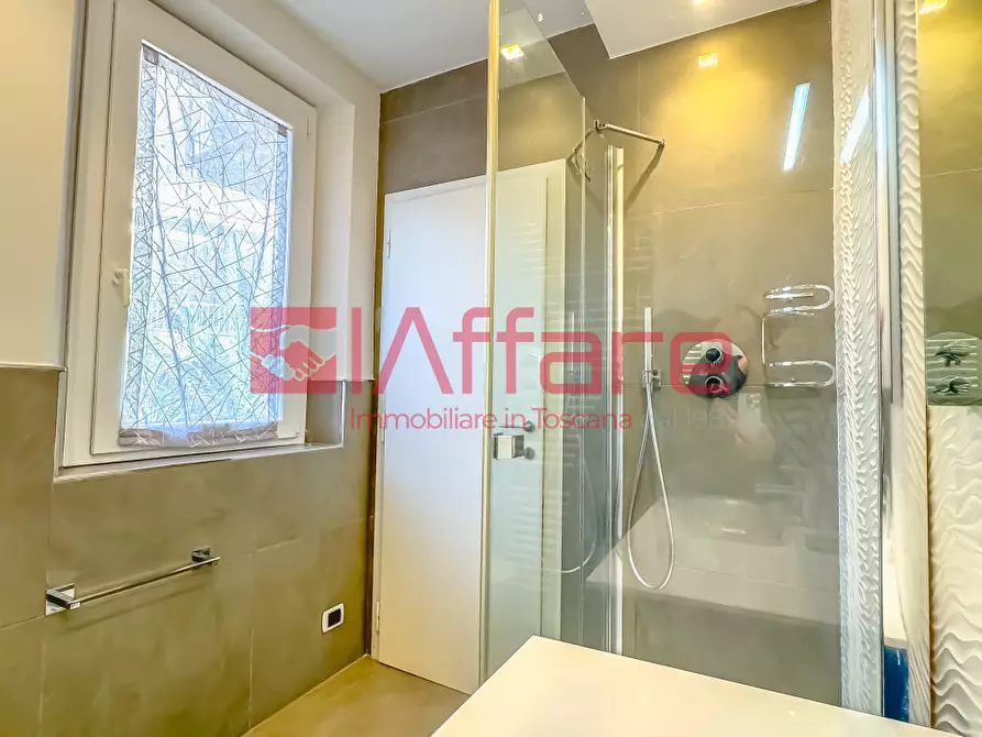 Immagine 22 di Appartamento in vendita  a Massa E Cozzile