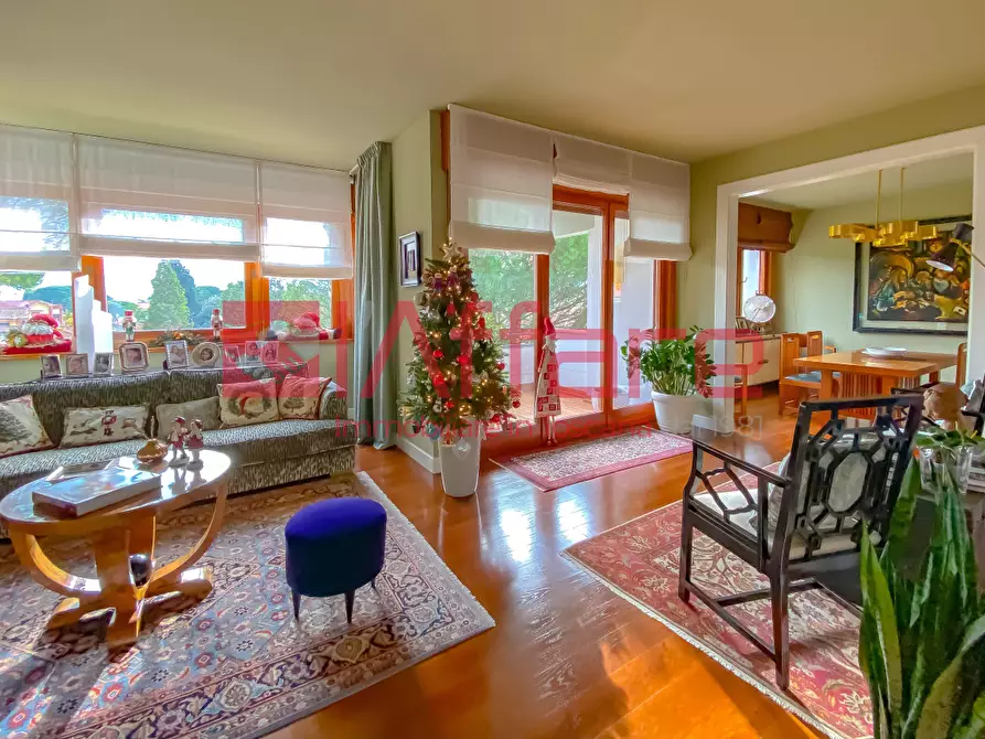 Immagine 5 di Appartamento in vendita  a Montecatini Terme