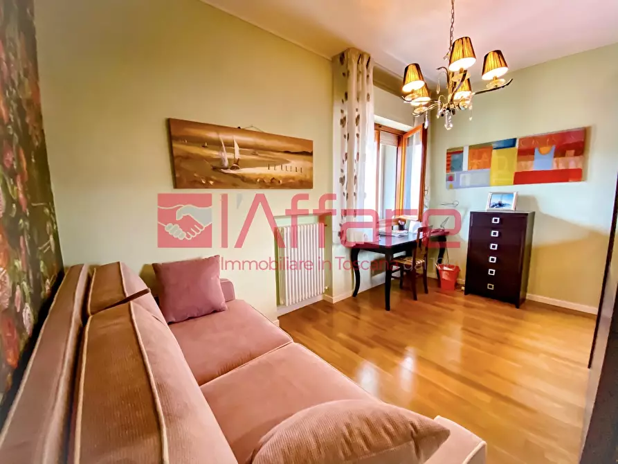 Immagine 12 di Mansarda in vendita  a Montecatini Terme