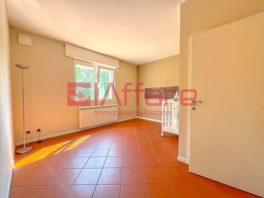 Immagine 14 di Appartamento in vendita  a Massa E Cozzile