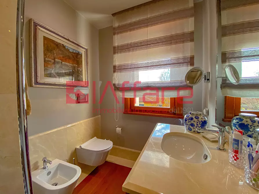 Immagine 30 di Appartamento in vendita  a Montecatini Terme