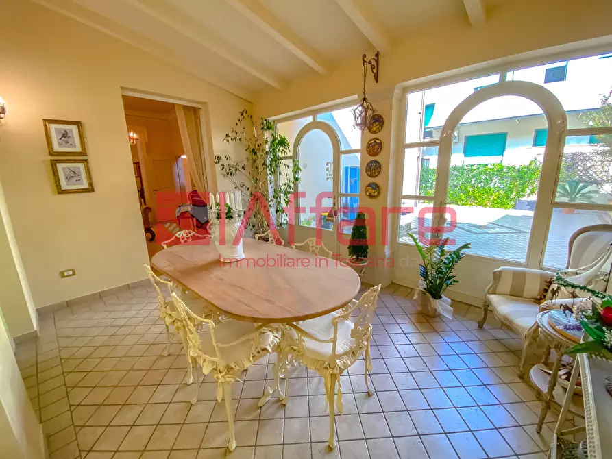 Immagine 16 di Casa indipendente in vendita  a Montecatini Terme