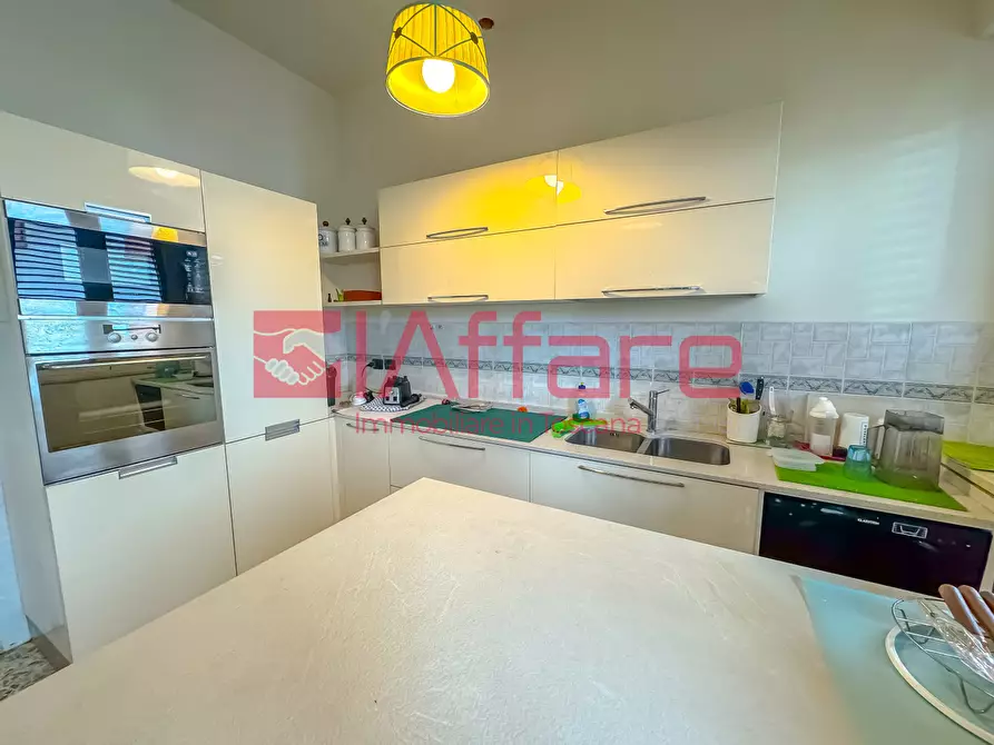 Immagine 17 di Villa in vendita  a Montecatini Terme