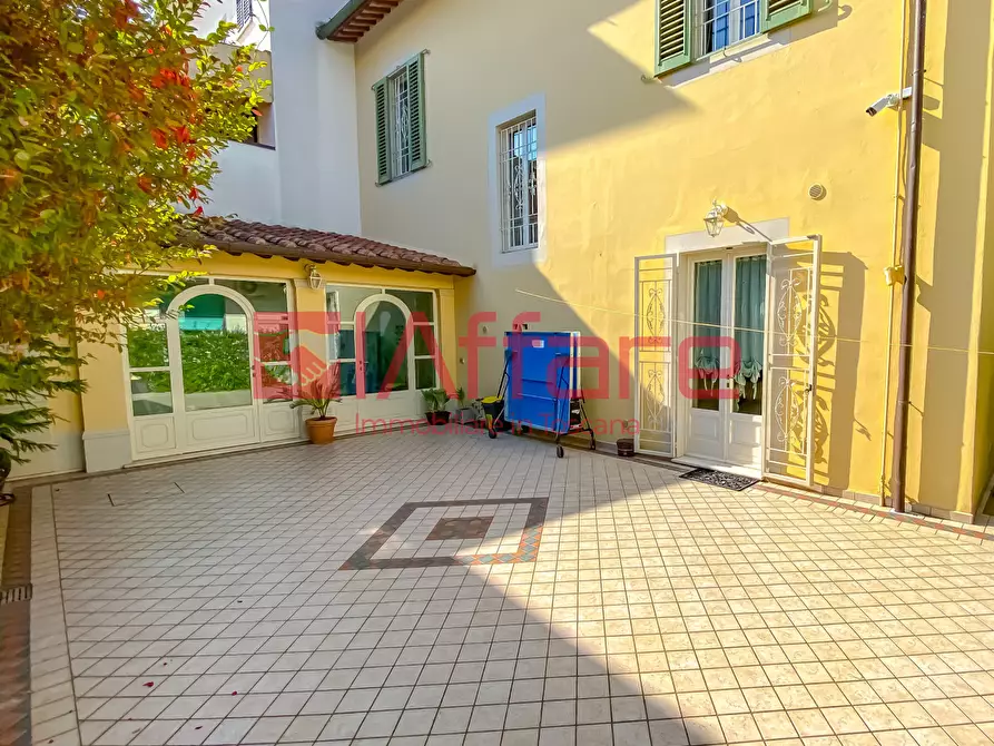 Immagine 18 di Casa indipendente in vendita  a Montecatini Terme