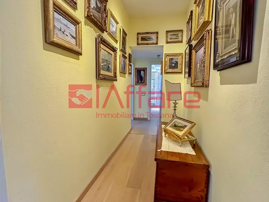 Immagine 28 di Villa in vendita  a Montecatini Terme