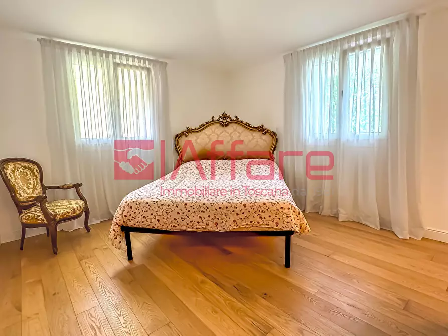Immagine 25 di Villa in vendita  a Montecatini Terme