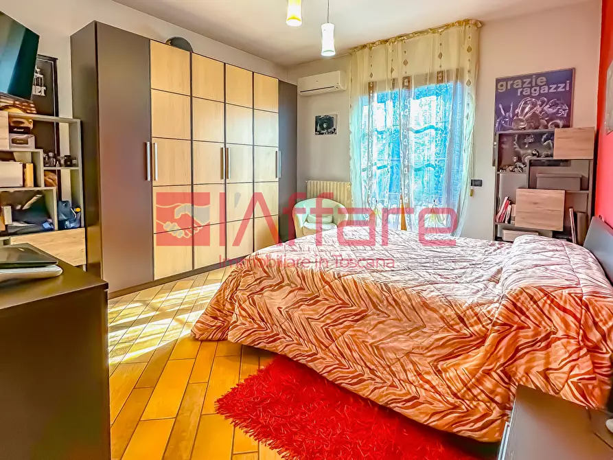 Immagine 44 di Villa in vendita  a Massa E Cozzile