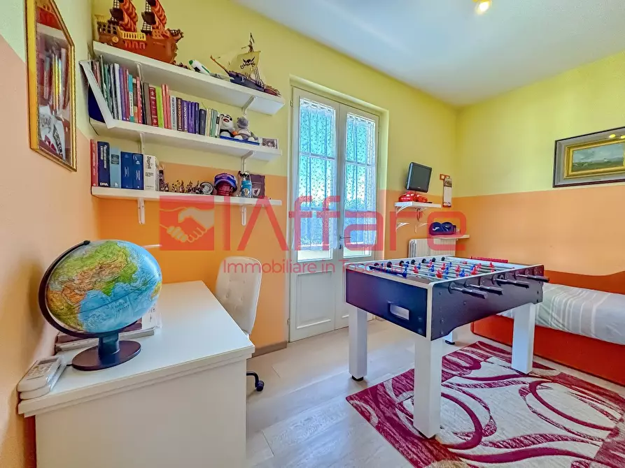 Immagine 46 di Villa in vendita  a Montecatini Terme