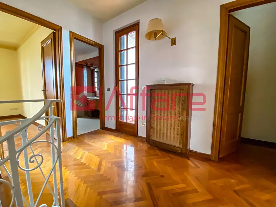 Immagine 23 di Appartamento in vendita  a Montecatini Terme