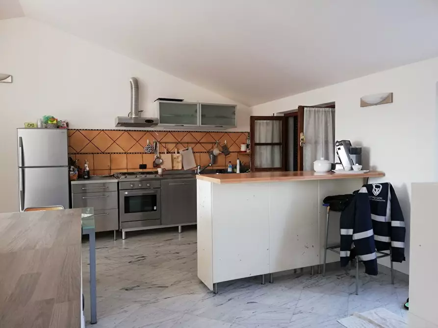 Immagine 48 di Casa indipendente in affitto  a Carrara