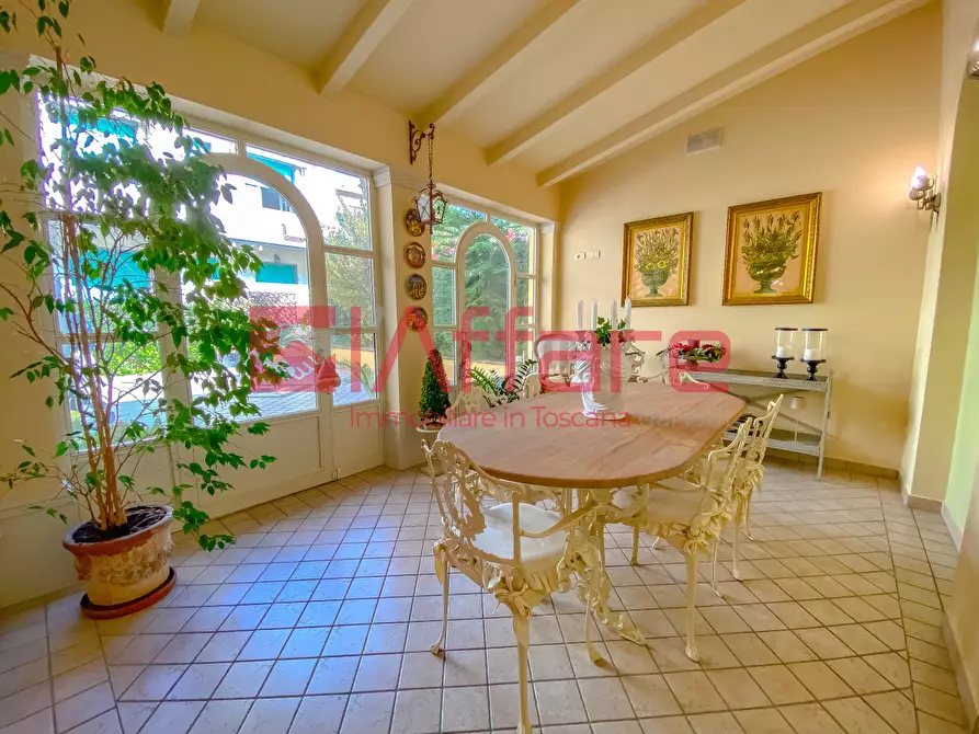 Immagine 17 di Casa indipendente in vendita  a Montecatini Terme