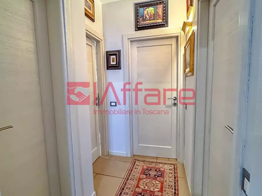 Immagine 19 di Villa in vendita  a Montecatini Terme