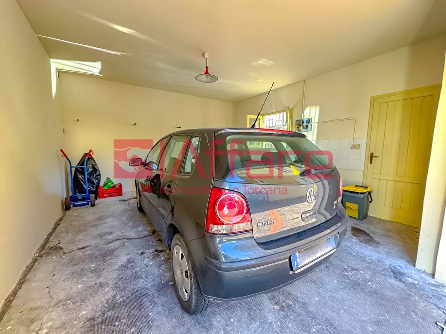 Immagine 56 di Villa in vendita  a Montecatini Terme