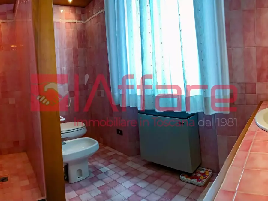 Immagine 26 di Villa in vendita  a Montecatini Terme