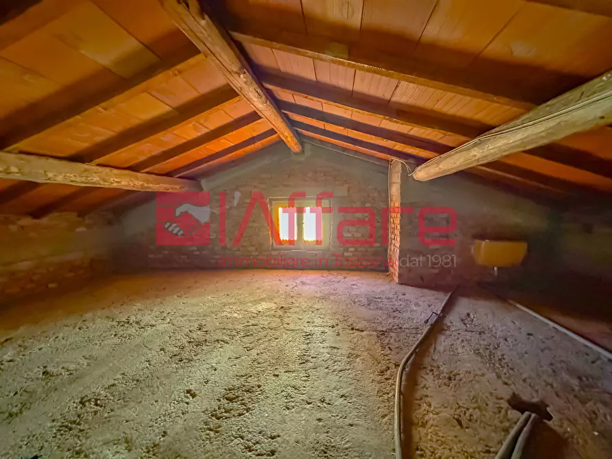 Immagine 42 di Villa in vendita  a Montecatini Terme