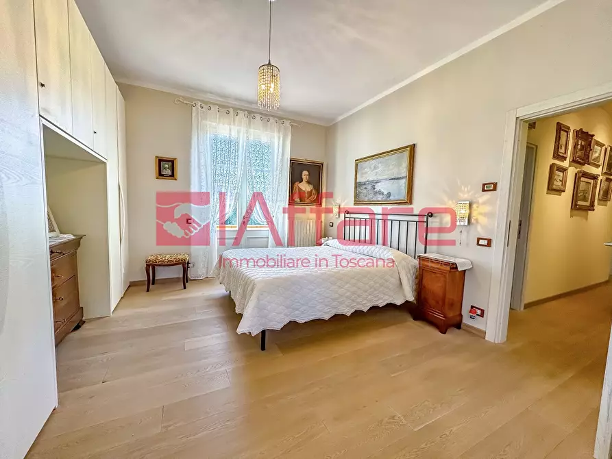 Immagine 40 di Villa in vendita  a Montecatini Terme
