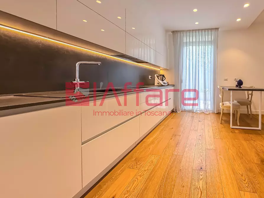 Immagine 13 di Villa in vendita  a Montecatini Terme