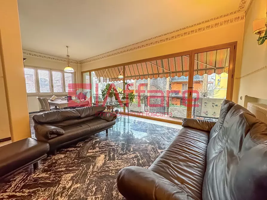 Immagine 13 di Villa in vendita  a Montecatini Terme