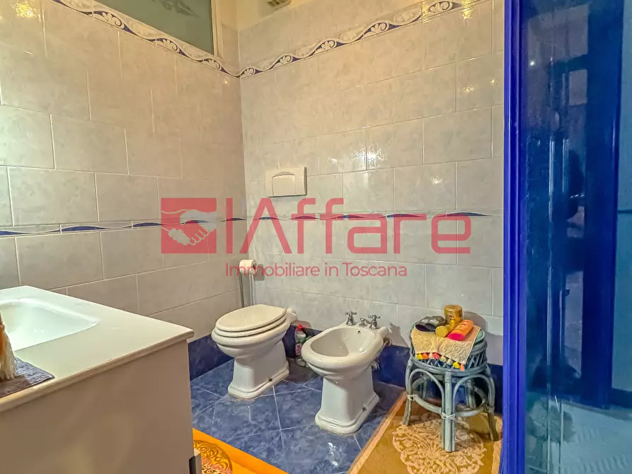 Immagine 33 di Villa in vendita  a Montecatini Terme