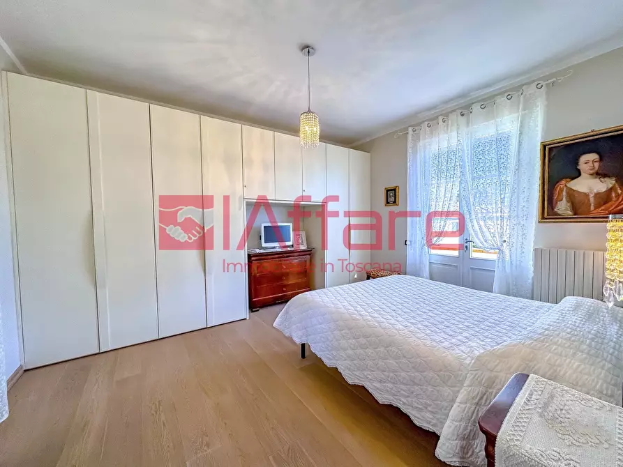 Immagine 41 di Villa in vendita  a Montecatini Terme