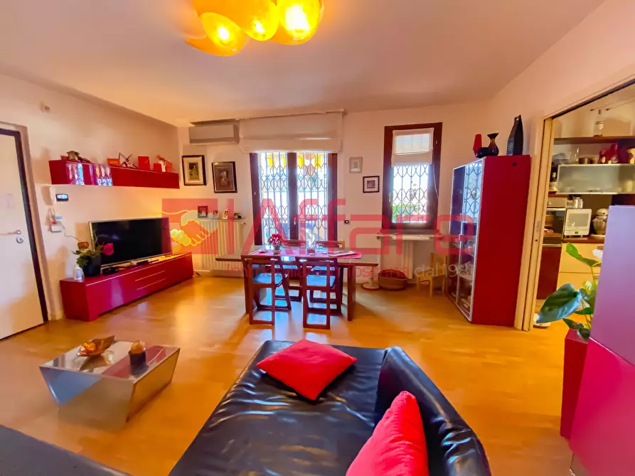 Immagine 7 di Mansarda in vendita  a Buggiano