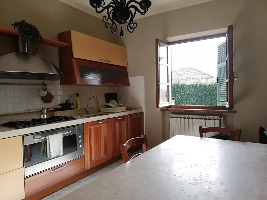 Immagine 32 di Casa indipendente in affitto  a Carrara