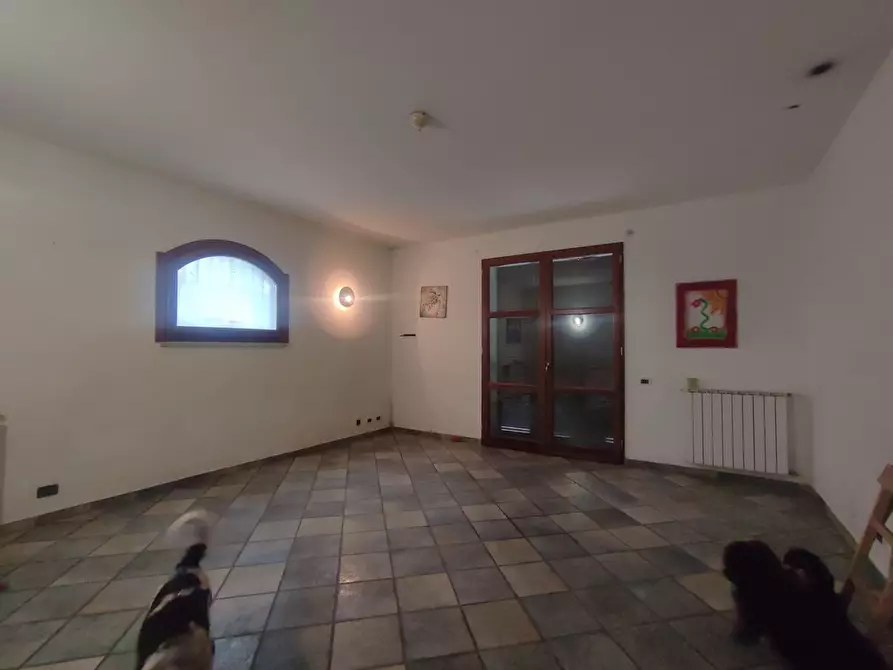 Immagine 11 di Casa semindipendente in vendita  a Castelnuovo Magra