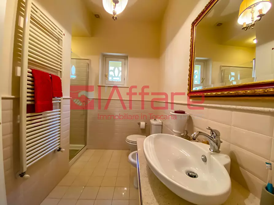 Immagine 43 di Casa indipendente in vendita  a Montecatini Terme