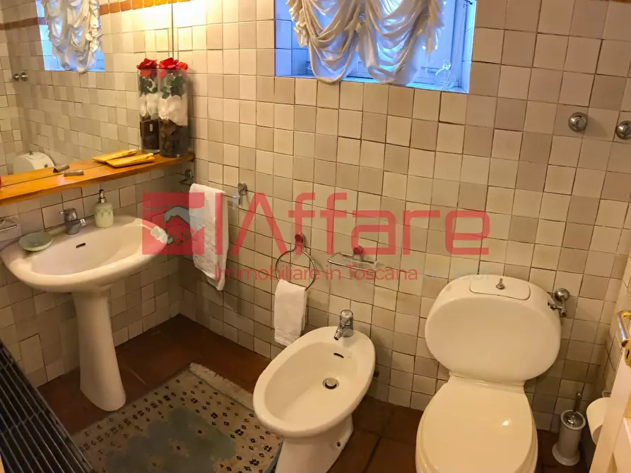 Immagine 23 di Villa in vendita  a Montecatini Terme