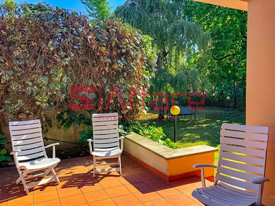 Immagine 13 di Villa in vendita  a Montecatini Terme