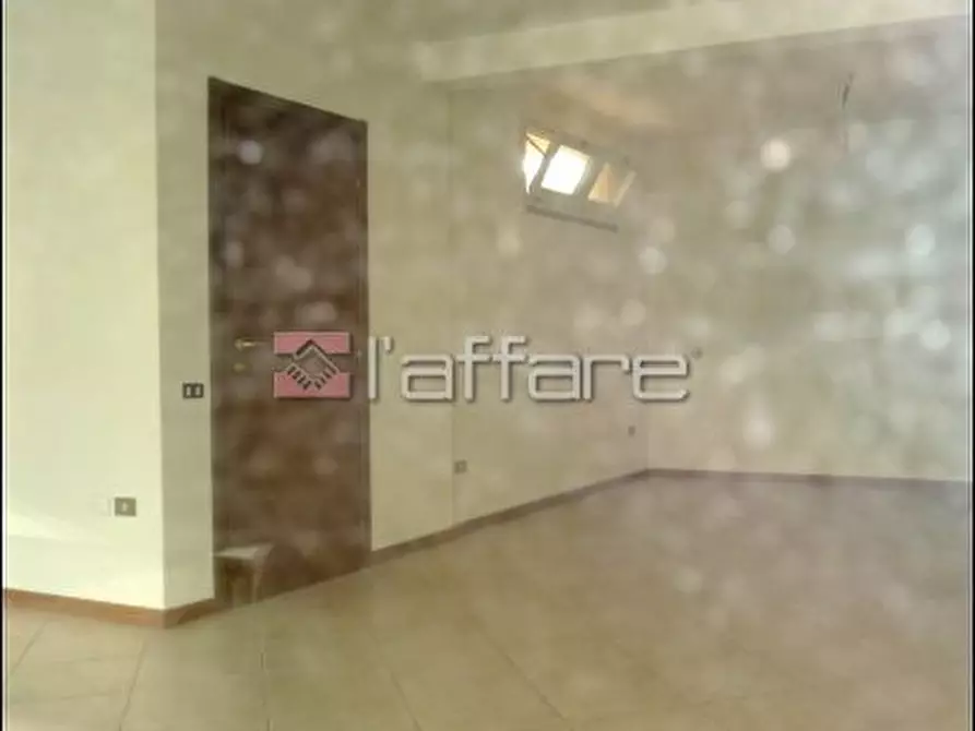 Immagine 3 di Ufficio in affitto  a Montecatini Terme