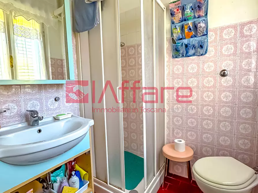 Immagine 28 di Villa in vendita  a Montecatini Terme