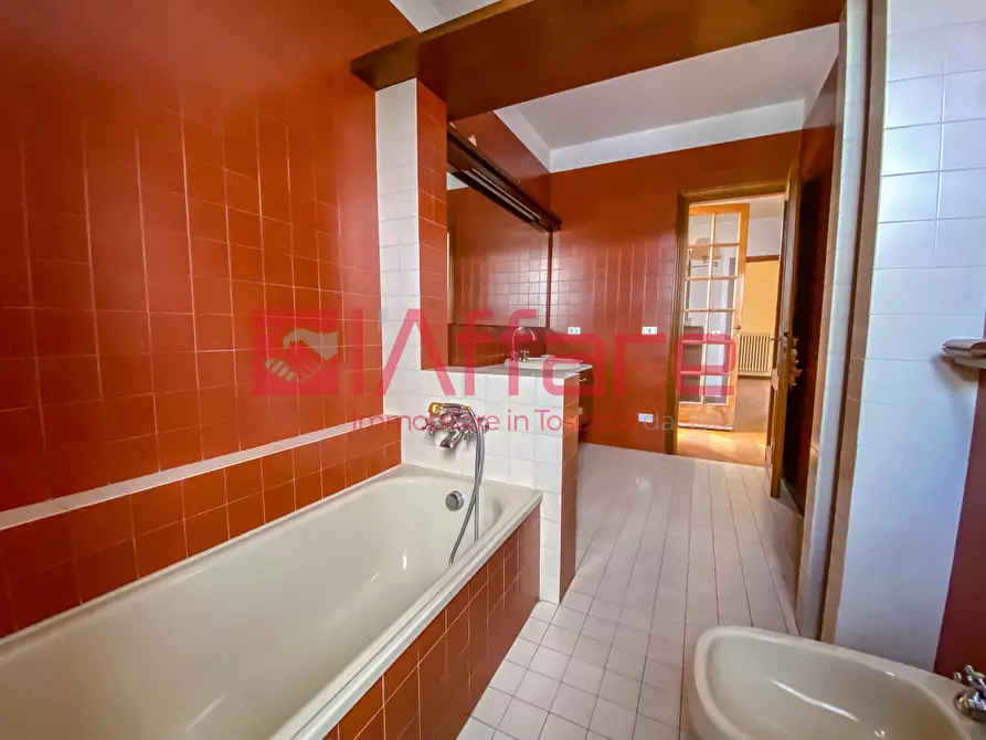 Immagine 33 di Appartamento in vendita  a Montecatini Terme