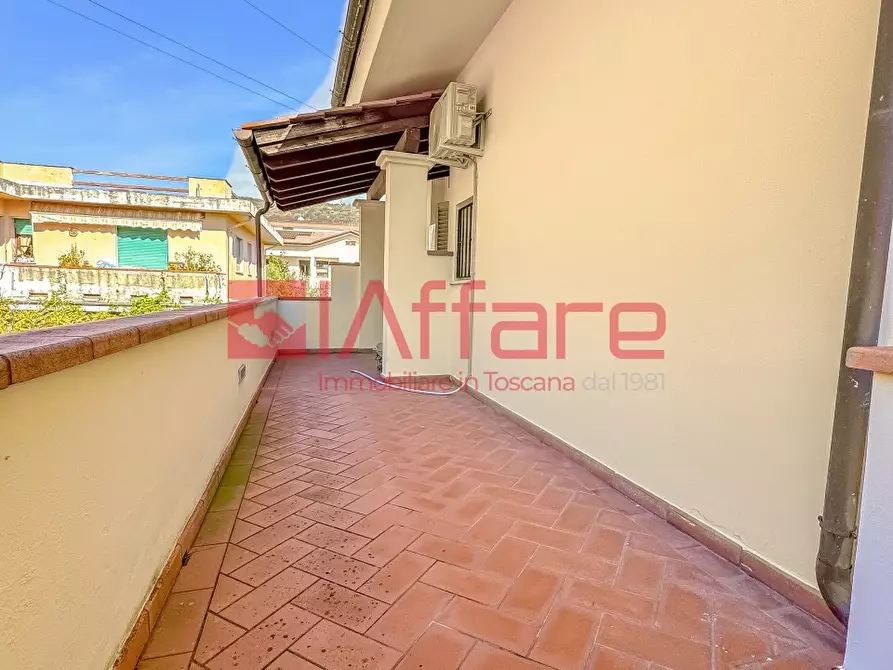 Immagine 49 di Villa in vendita  a Montecatini Terme